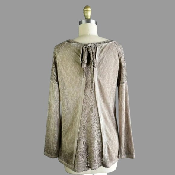 ELENA BALDI BURNOUT FLORAL LACE LONG SLEEVE TOP - Picture 4 of 8